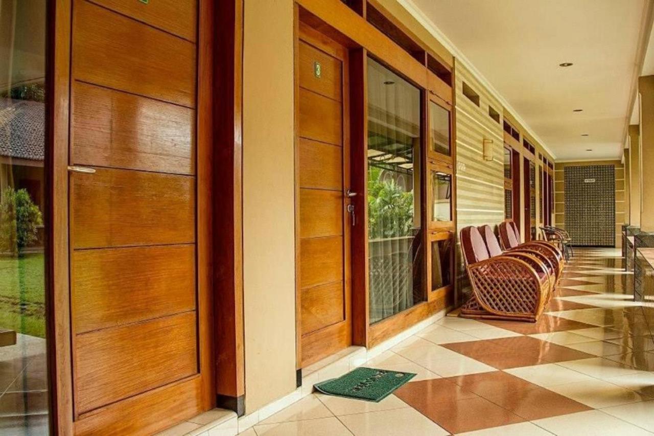 Wisma tamu Kartika Syariah Surakarta (Solo)