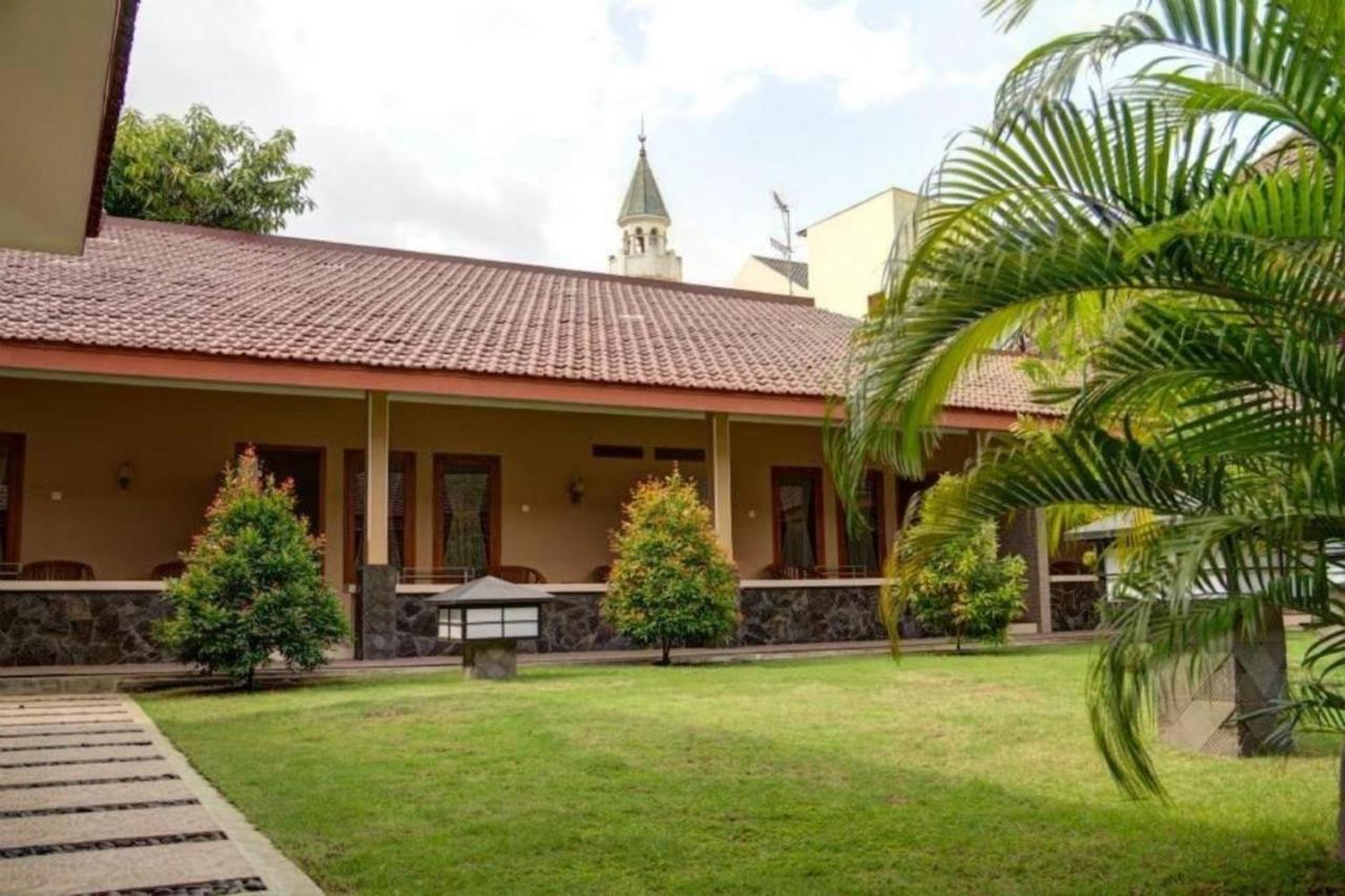 Kartika Syariah Wisma tamu Surakarta (Solo)