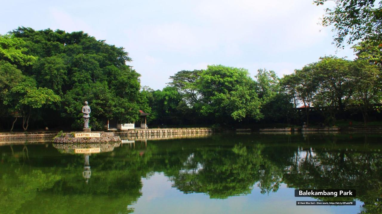 Kartika Syariah Wisma tamu *